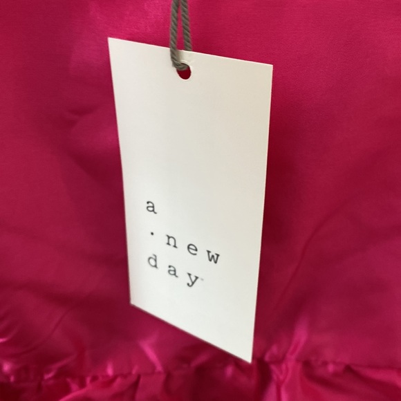 A New Day Hot Pink Puffy Ruffle Top XL - Picture 2 of 5